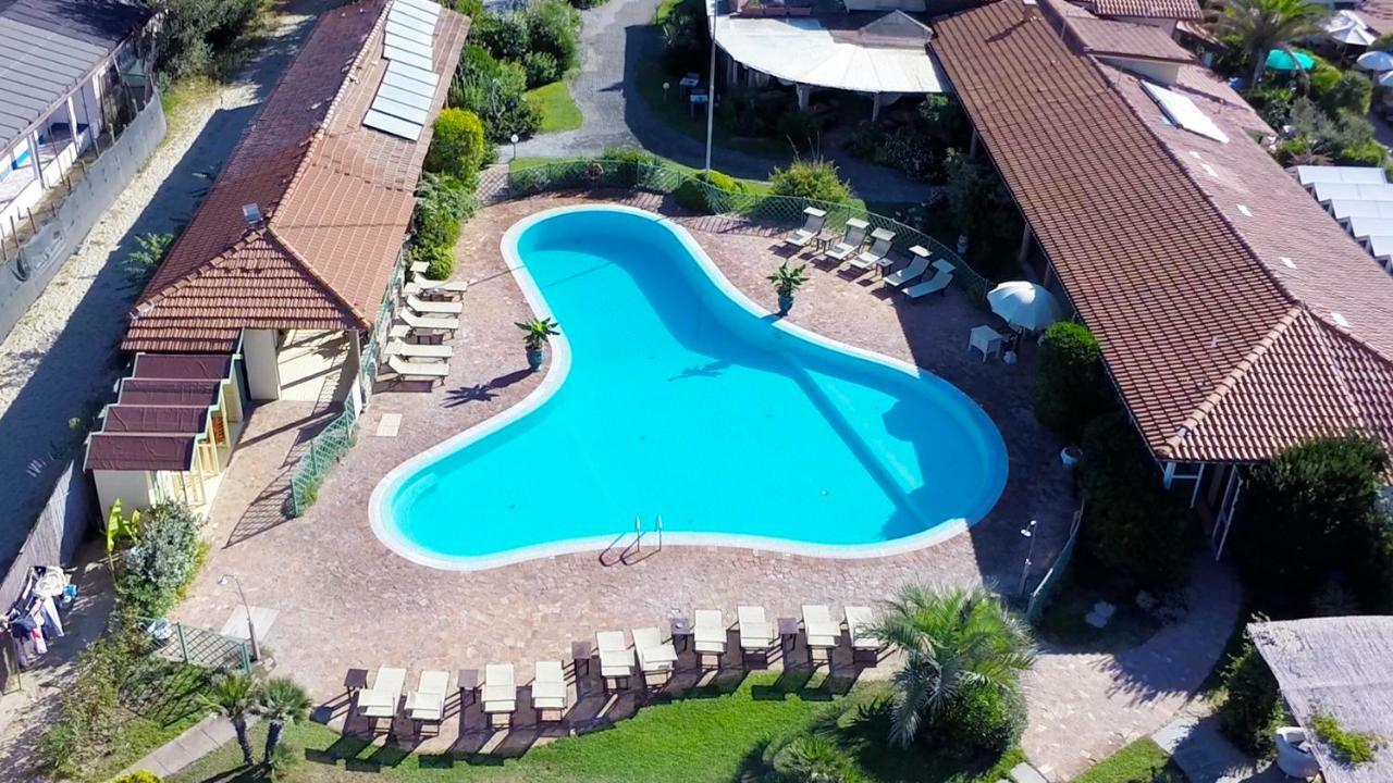 Soleado Beach House Pietrasanta Bagian luar foto