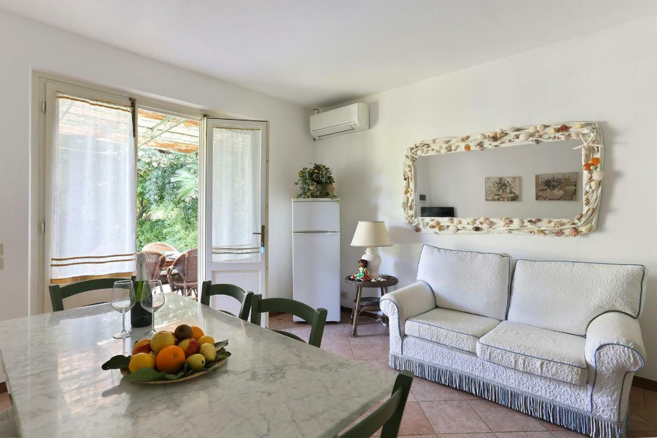 Soleado Beach House Pietrasanta Bagian luar foto