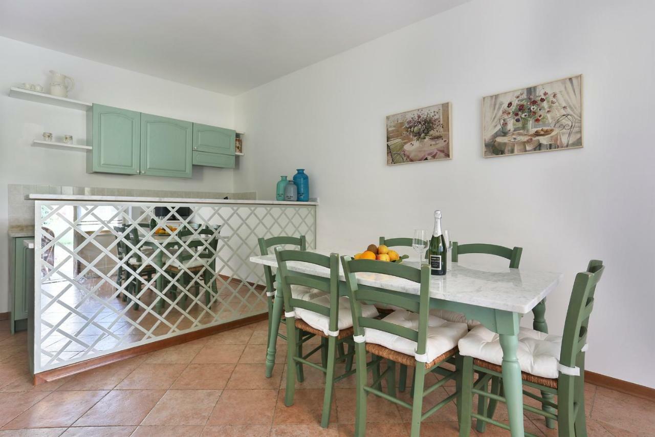 Soleado Beach House Pietrasanta Bagian luar foto