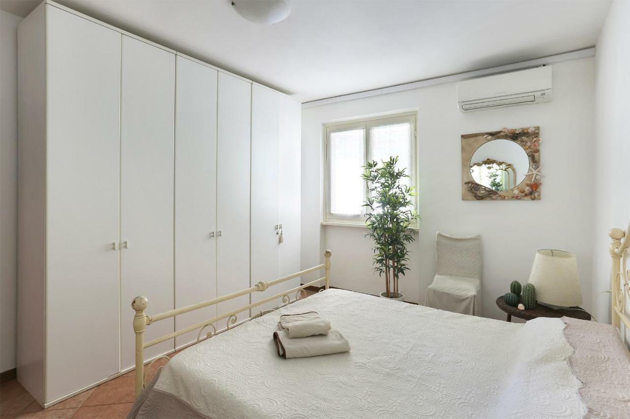 Soleado Beach House Pietrasanta Bagian luar foto